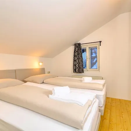 Apartment Mozart 3 - By Alpen