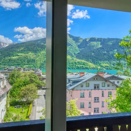 Mozart 3 - By Alpen Daire Zell am See